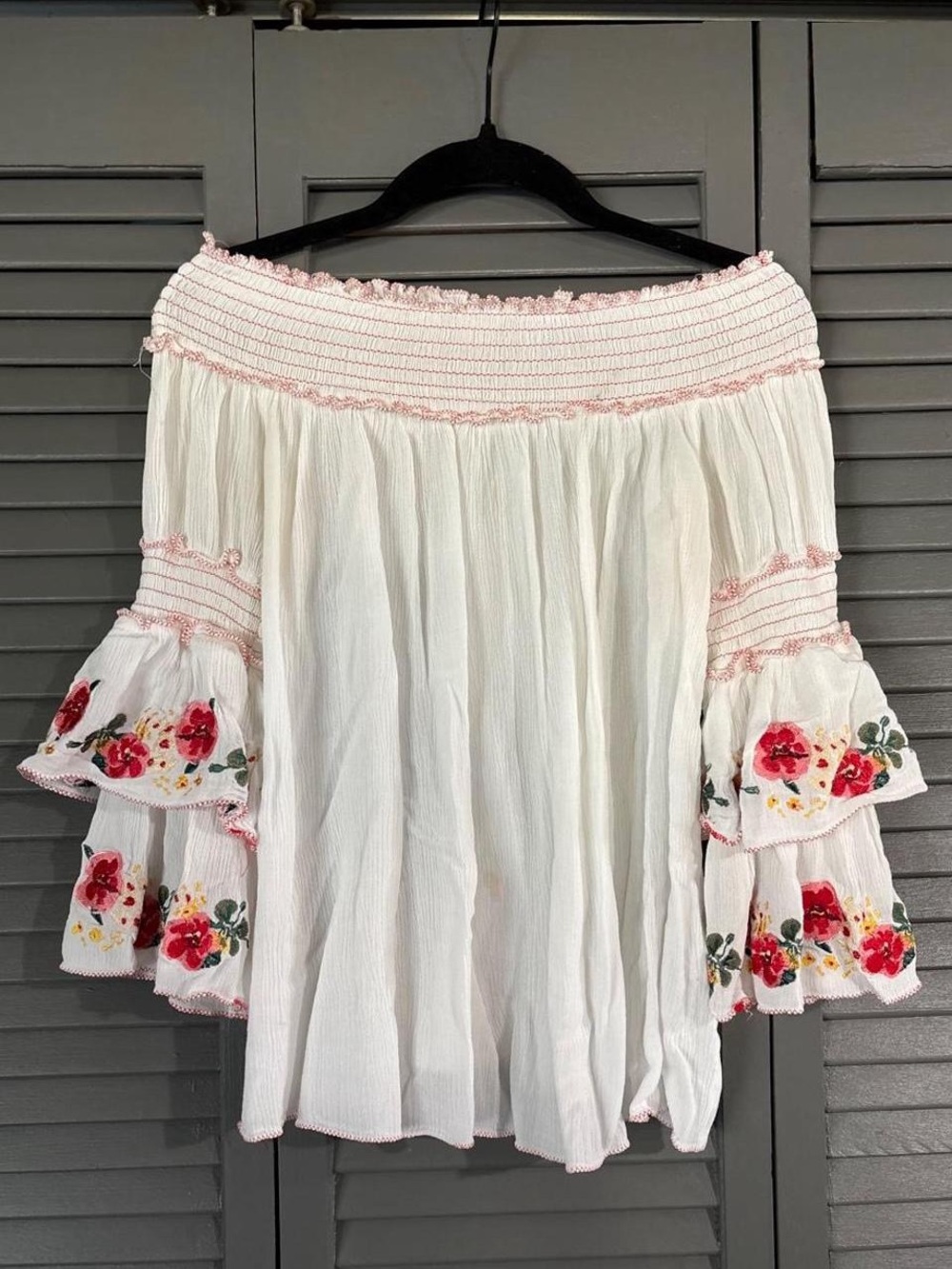 Sophie Max Embroidered Off The Shoulder Blouse